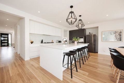 EDEN Spacious Torquay Family Escape - VIC Tourism 4