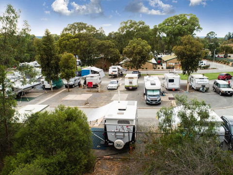 Echo Holiday Parks - Windsor Gardens - VIC Tourism 1