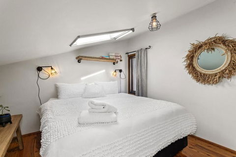 Fabrik Loft Central New York Stylequiet - VIC Tourism 1