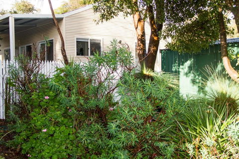 Farview Guest Accommodation - VIC Tourism 0