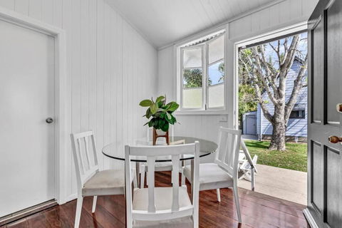 Gabba Central 2 Separate Homes 1 Block 6 Bdrms - VIC Tourism 4