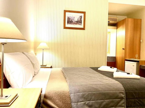 Gateway Motor Inn - VIC Tourism 1