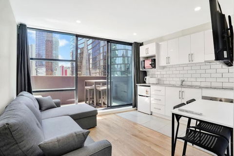 Gem In Heart Of Melbourne CBD - VIC Tourism 1