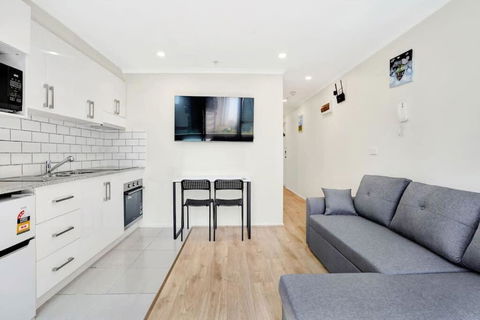 Gem In Heart Of Melbourne CBD - VIC Tourism 3