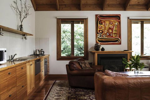 Georgie Gardens Daylesford - VIC Tourism 2