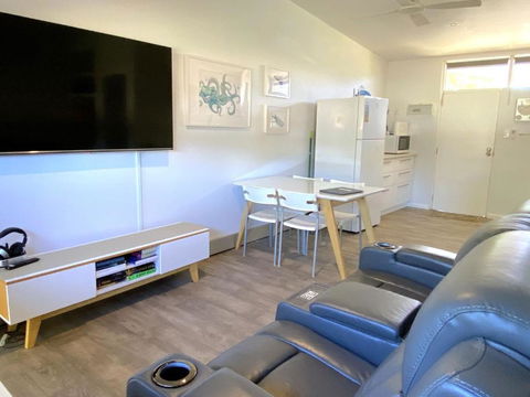 Getaway Villas Unit 387 - VIC Tourism 3