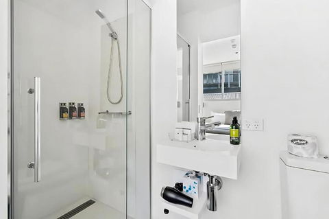 Gibson Mill Waterfront Warehouse Apartment - 203 - VIC Tourism 2