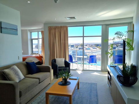 Glam Apartment 21 - VIC Tourism 2