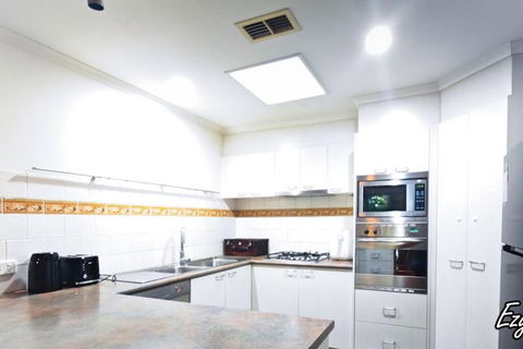 Glen 4BR 3BA Idea For Family & Gatherings - VIC Tourism 2