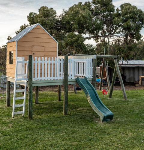 Glen Mervyn Lodge - VIC Tourism 2
