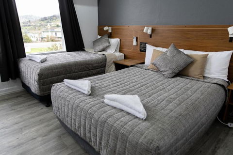 Garden Motor Inn - VIC Tourism 0