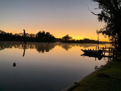 Golden Mile - On The Waterfront - VIC Tourism 2