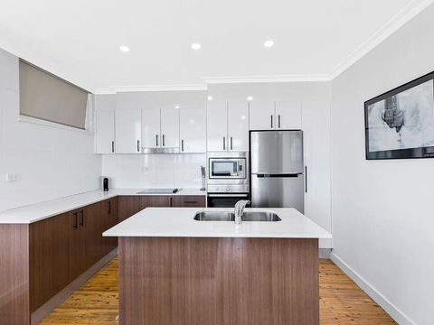 Golden Sands 1 - Absolute Beachfront - VIC Tourism 3