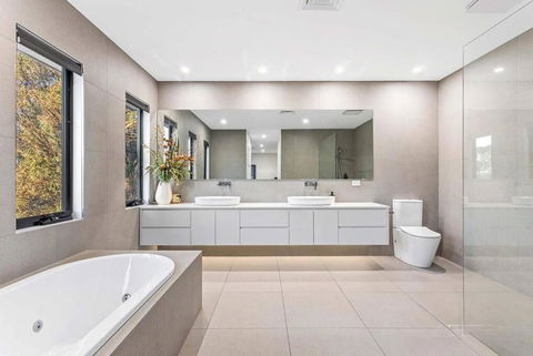 Golf Holiday - VIC Tourism 2