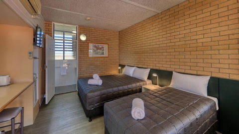 Goondiwindi Motel - VIC Tourism 1