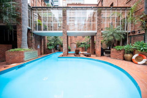 Gordons Place Entire Apartment CBD Location - VIC Tourism 0