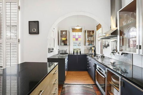 Grand Edgecliff Manor City Views & Parking - VIC Tourism 3