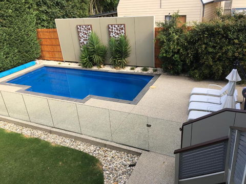 Grand Escape McKenzie - Solar Heated Pool WiFi, Netflix 5 Bdrm 4bthrm, Free 8kW EV Chging - VIC Tourism 0