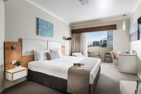 Grand Hotel And Apartments Townsville - VIC Tourism 4