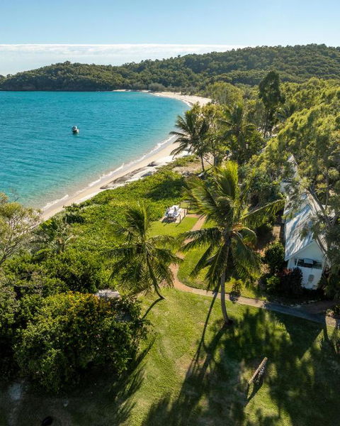 Great Keppel Island Hideaway - VIC Tourism 0