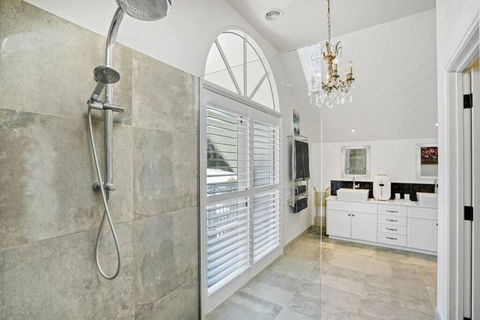 Great View House In Mt Eliza - VIC Tourism 1