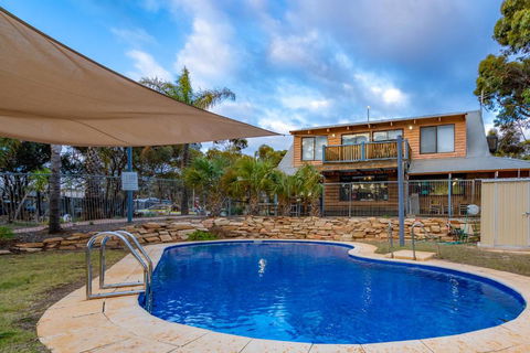 Great Western Motel Norseman - VIC Tourism 0