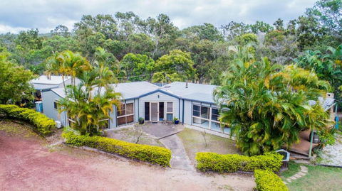 Green Dragon - Family-Friendly Home In Agnes Water - VIC Tourism 0