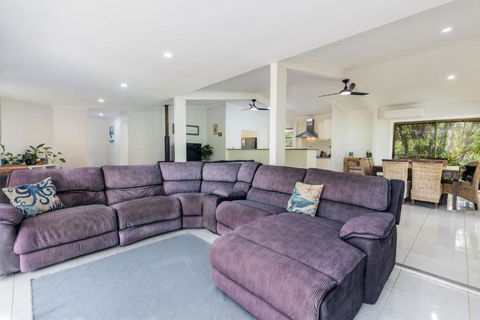 Green Dragon - Family-Friendly Home In Agnes Water - VIC Tourism 2