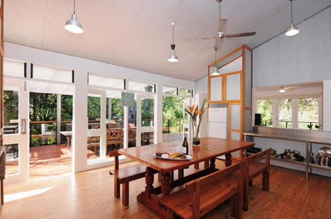 Greenfields Beach House & Studio - Linen And Wifi Included - VIC Tourism 1