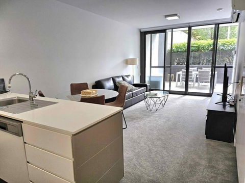 Ground Floor Apartment In Lyons - VIC Tourism 2