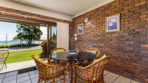 Ground Floor With Water Views And Pool! - VIC Tourism 2