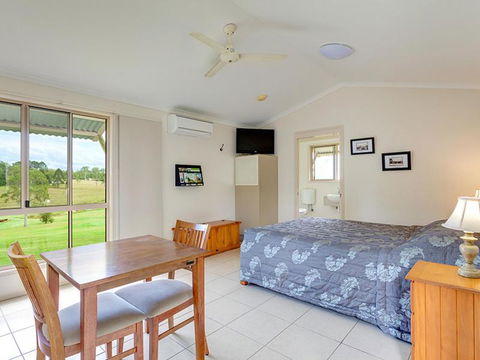 Gunabul Homestead & Golf Course - VIC Tourism 3