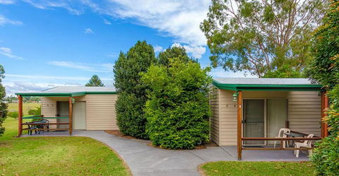 Gunabul Homestead & Golf Course - VIC Tourism 1