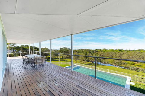 Gwandalan Grounds - VIC Tourism 3