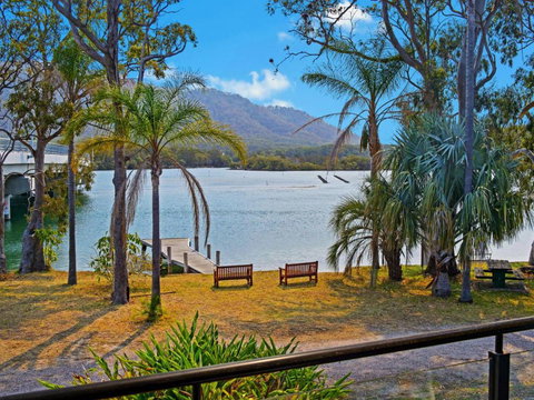 H2O Holiday Apartments Unit 13 - VIC Tourism 0