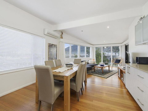 H2O Holiday Apartments Unit 13 - VIC Tourism 2