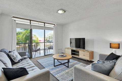 HACIENDA- CANAL VIEWS AND COMFORT - VIC Tourism 2