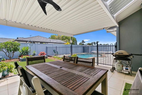 HALYCON HOUSE - VIC Tourism 1