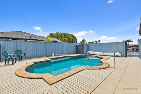 HALYCON HOUSE - VIC Tourism 3