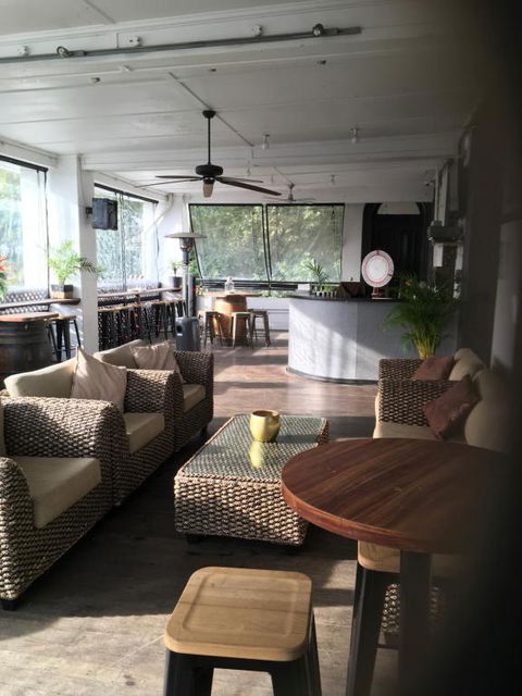 Grand Hotel Healesville - VIC Tourism 4