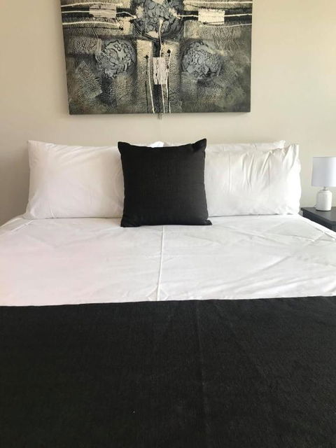 Guiding Star Motel & Hotel - VIC Tourism 2