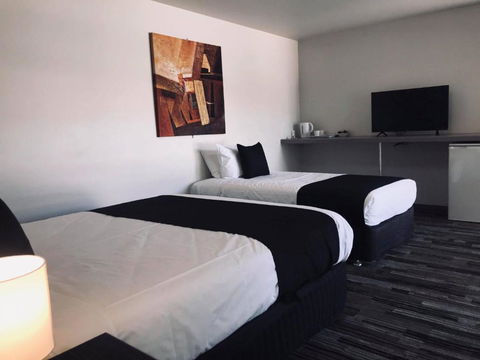 Guiding Star Motel & Hotel - VIC Tourism 4