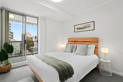 HELP1 - Chatswood Charm Central Apartment Near Station - VIC Tourism 2
