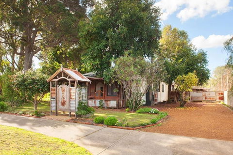 Heritage Cottage Margaret River - VIC Tourism 0