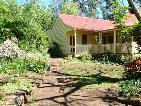 Hermitage Cottage - VIC Tourism 1