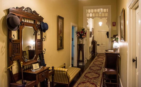 Heytesbury House - VIC Tourism 3