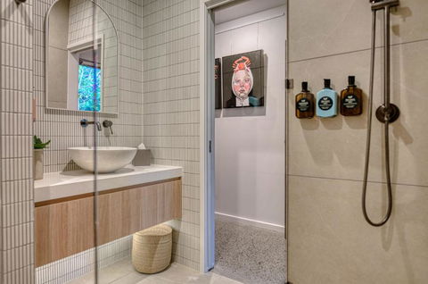 Imperial Boutique Accommodation - VIC Tourism 3