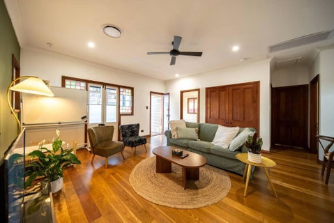 House Of Fairy Wren -Charming Queenslander Cottage Mins Drive To Brisbane CBD And Gabba Stadium! - VIC Tourism 0