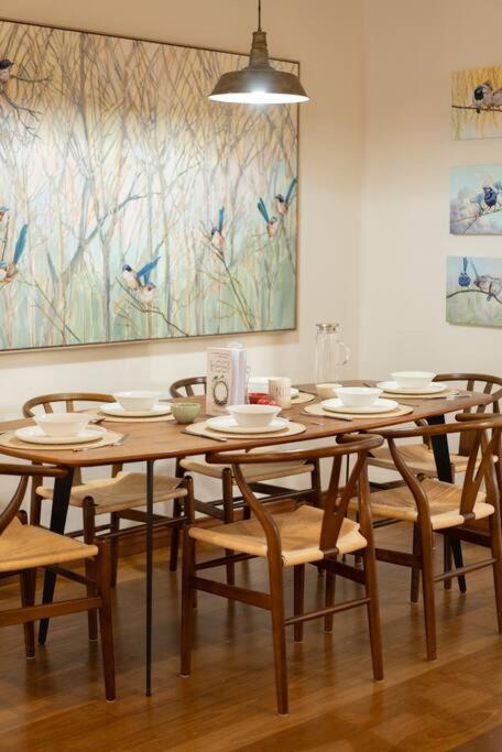House Of Fairy Wren -Charming Queenslander Cottage Mins Drive To Brisbane CBD And Gabba Stadium! - VIC Tourism 3