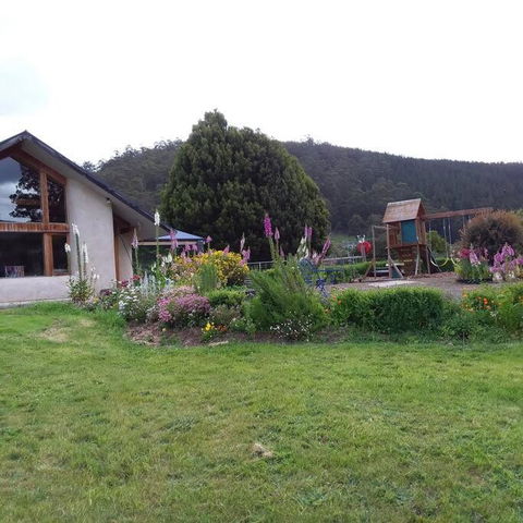 Huon Valley Retreat In Nicholls Rivulet - VIC Tourism 3